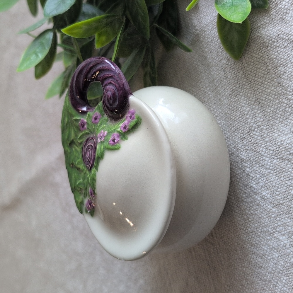 Byron Mold Vintage Hand Painted Decorative Ceramic Trinket Dish